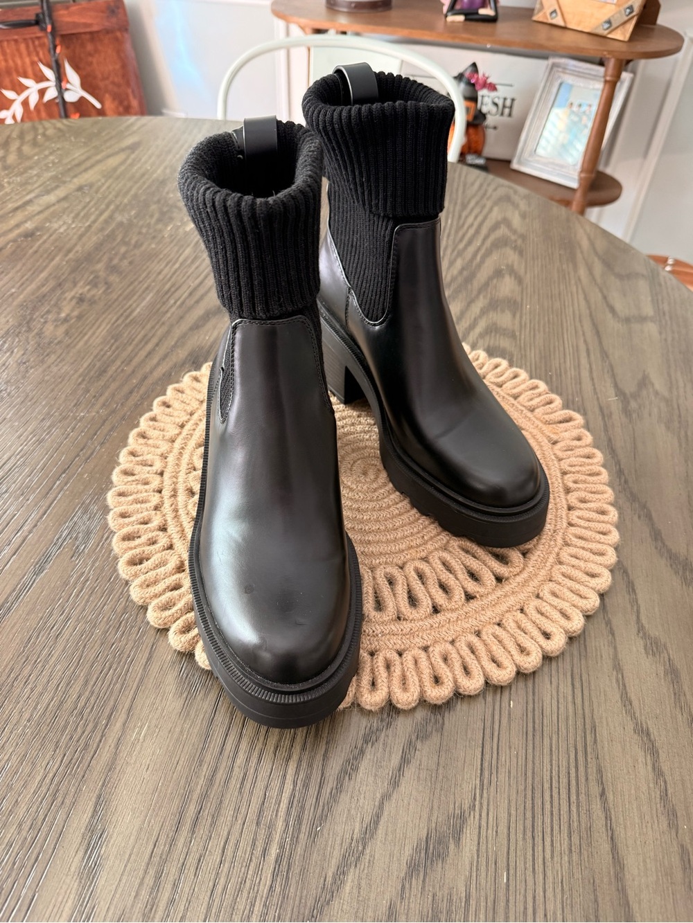 Zara Ribbed Sock Ankle Boots with Track Sole Sz 39 (8.5)